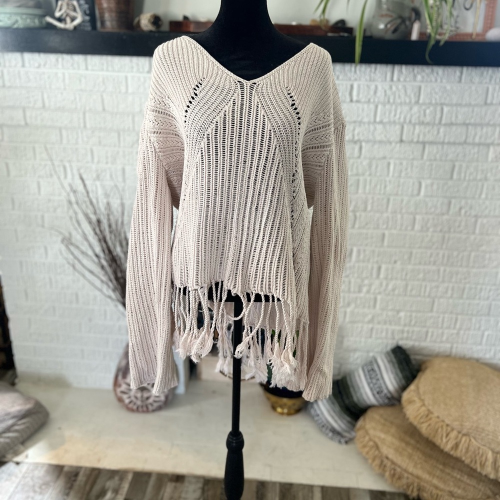 H&M Cream V-Neck Sweater with Distressed Hem